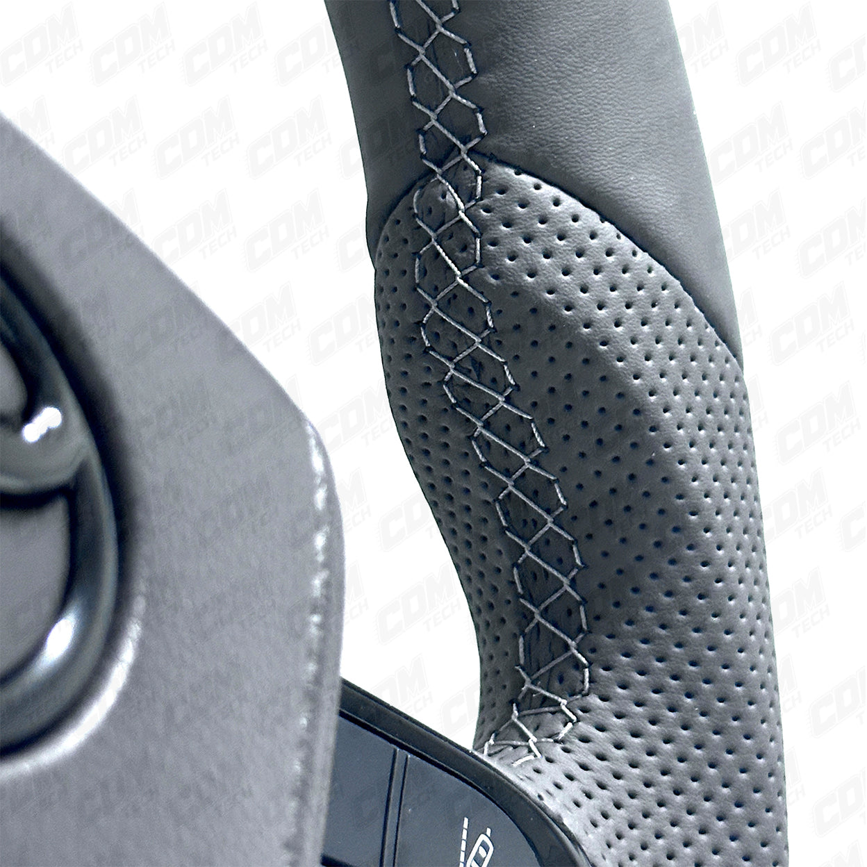 CDM Tech Toyota 300 Series Style Steering Wheel (70 Series/N80/N70 Hilux/100/200/300)